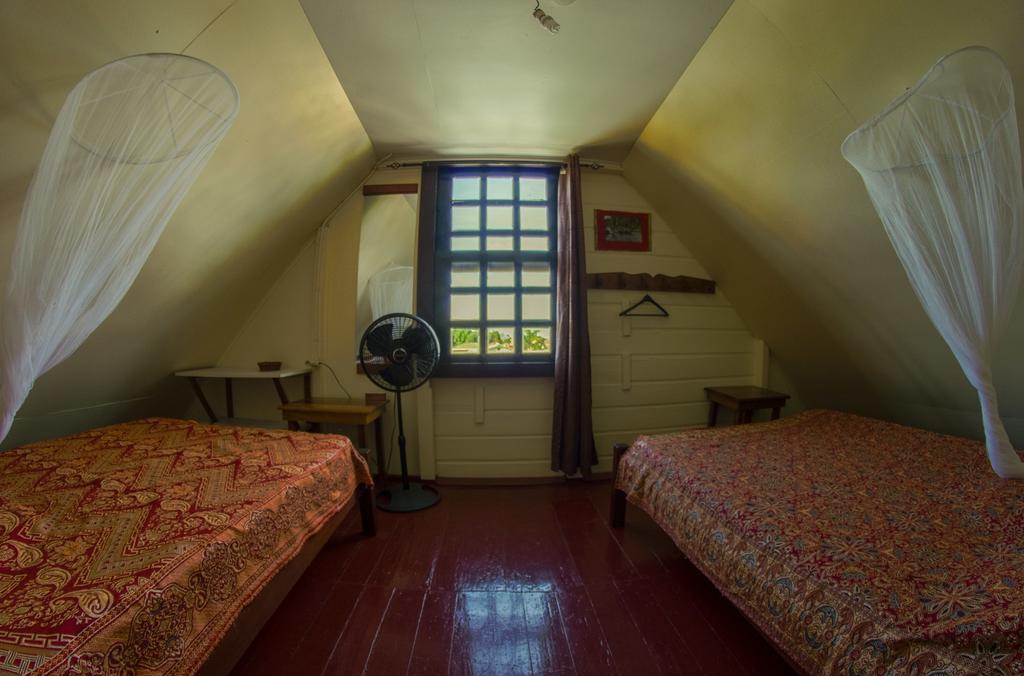 Guesthouse Un Pied-A-Terre Paramaribo Exterior foto